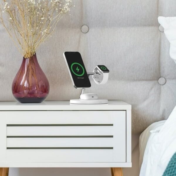 Belkin 3 In 1 15W Wireless Charging Stand White - Image 4