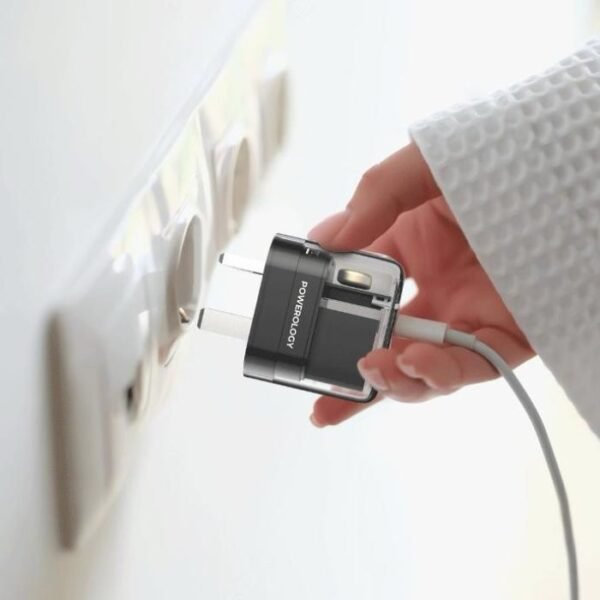 Powerology Crystalline Series Dual PD GaN Charger With Folding Plugs PWCUQC020 - Image 3
